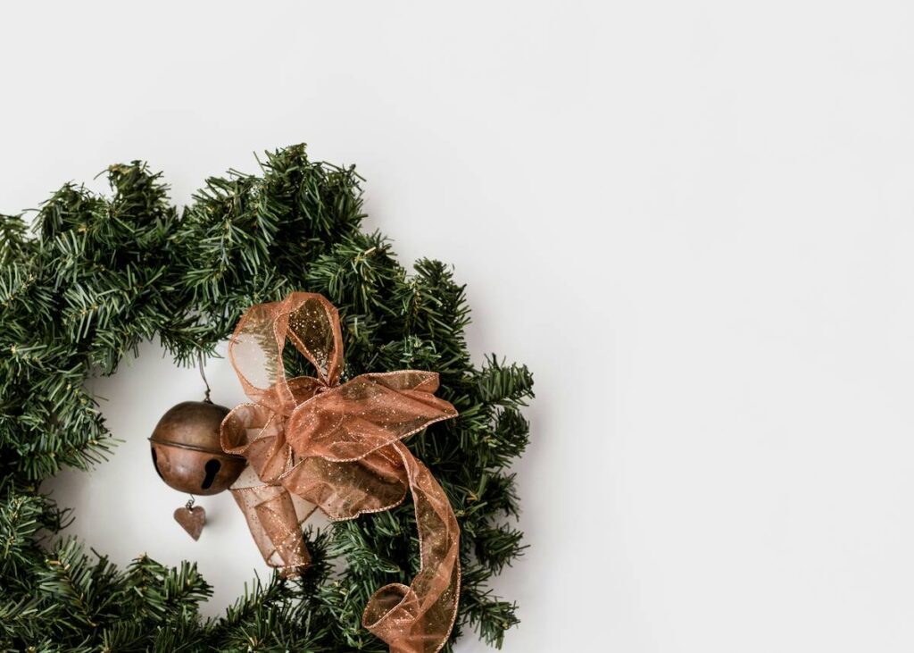 Essential decorations for wreath making that actually last beyond the holidays